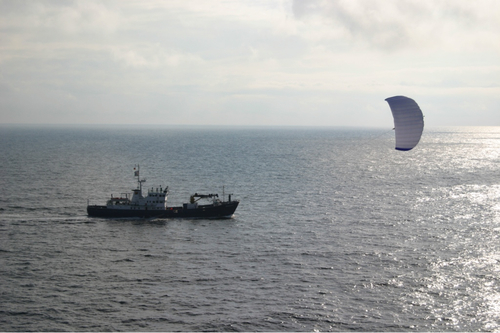 Side View Beluga - Kites Moving Ships - Mexican Caribbean Kitesurf